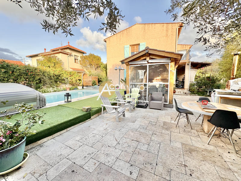 Maison - 170 m² - 6 pièces