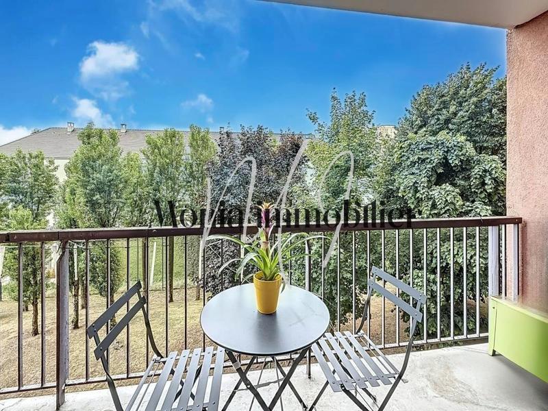 Appartement - 90 m² - 4 pièces