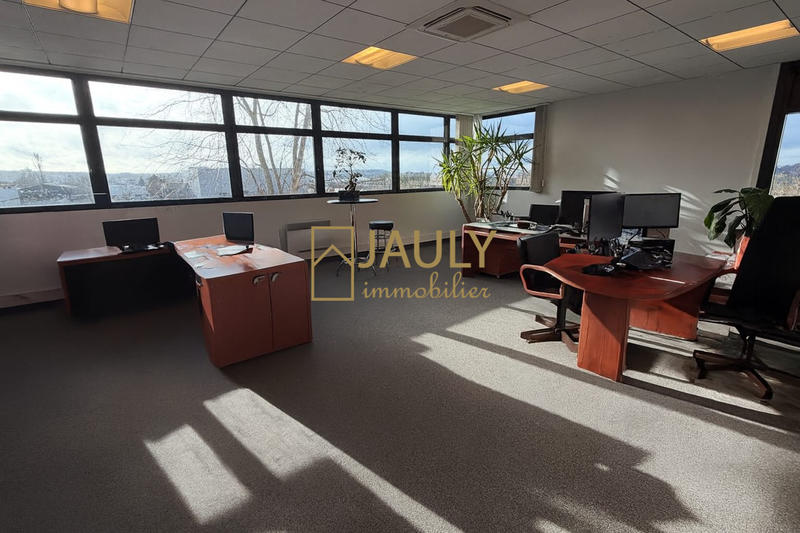 Local commercial - 453 m²