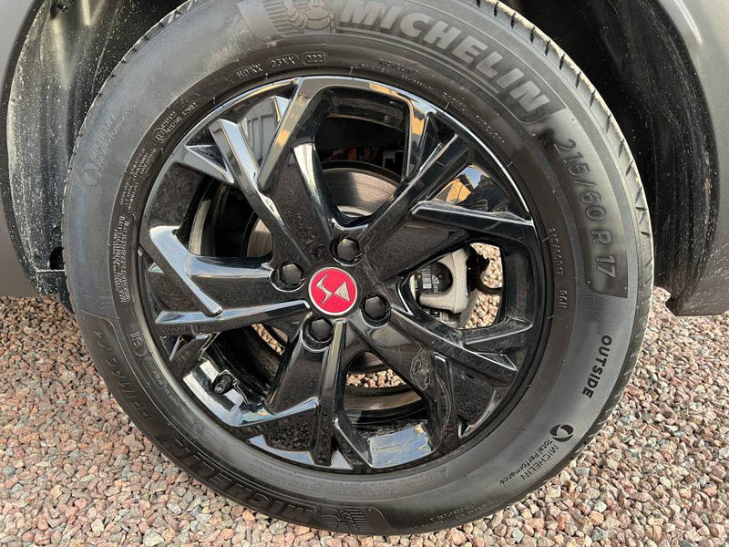 Ds Ds 3 Crossback 50kWH E-Tense Performance Line + Auto