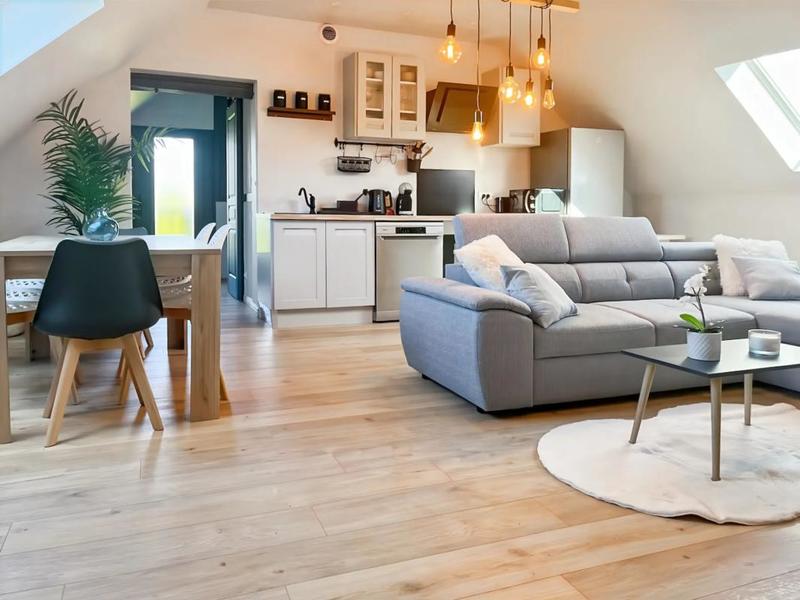 Propriété - 221 m² - 8 pièces