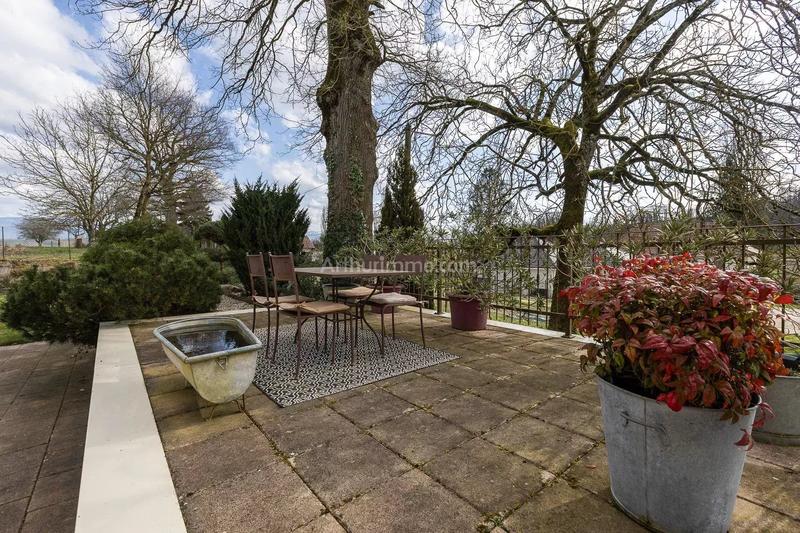 Maison - 167 m² - 6 pièces