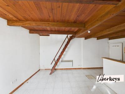 Studio - 42 m² - 1 pièce