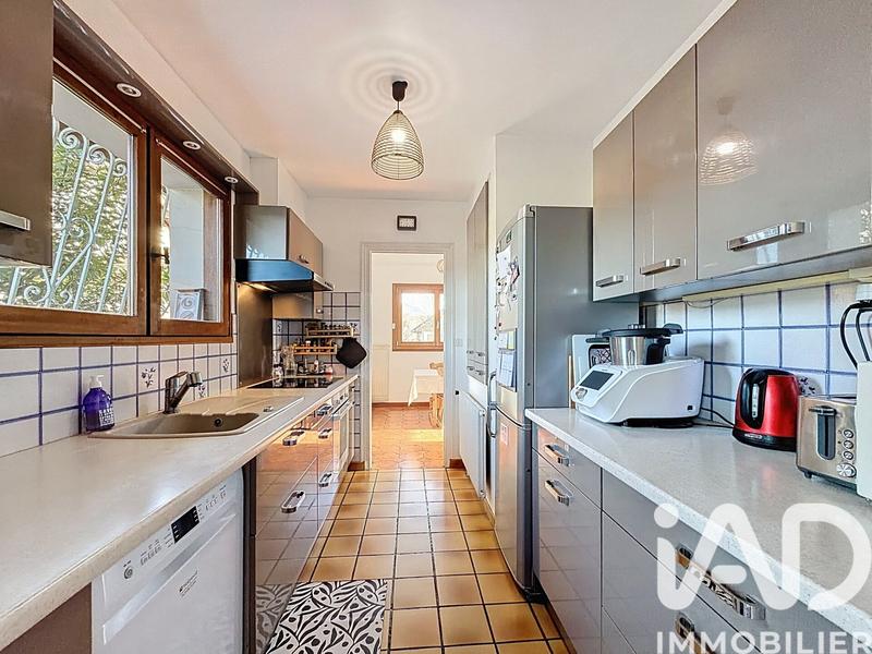 Maison - 140 m² - 6 pièces