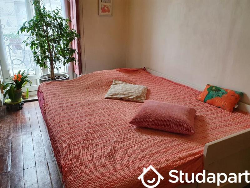 Chambre - 14 m² - 1 pièce