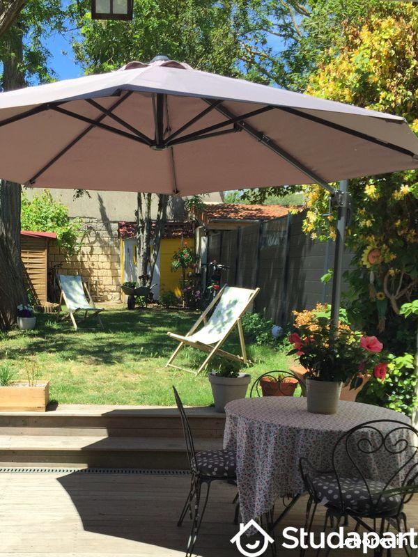 Chambre - 15 m² - 1 pièce