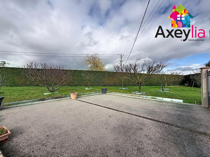 Maison - 252 m² - 8 pièces