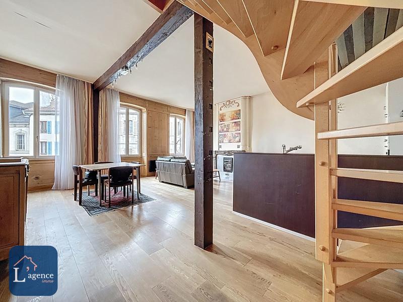 Appartement - 192 m² - 6 pièces