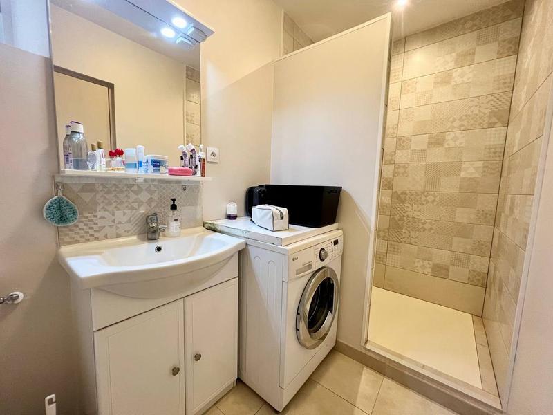 Maison traditionnelle - 286 m² - 13 pièces