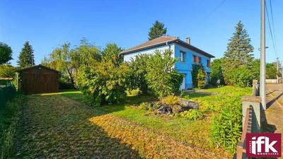 Maison - 105 m² - 5 pièces