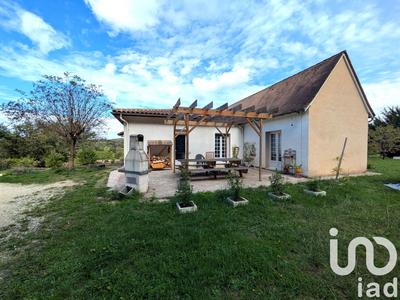 Maison - 111 m² - 4 pièces