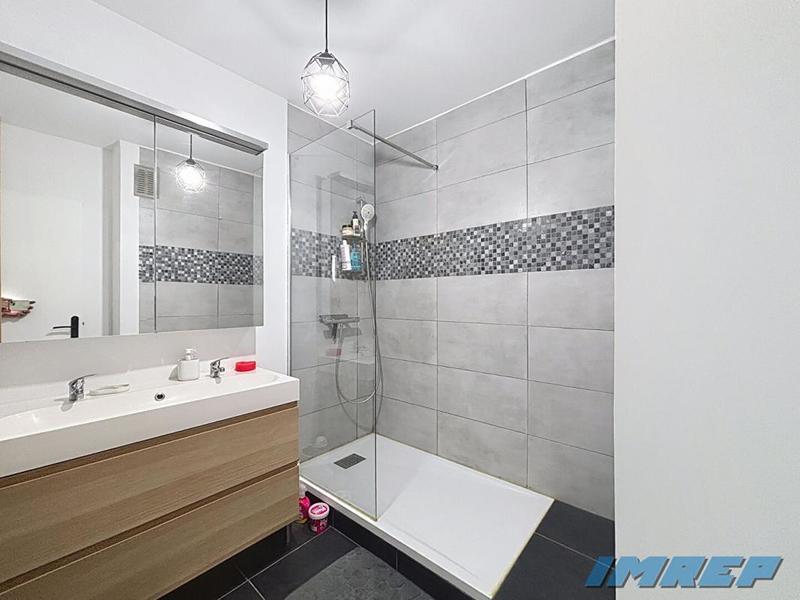 Appartement - 75 m² - 4 pièces