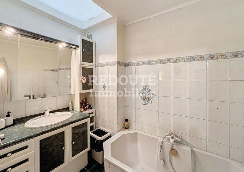 Maison - 122 m² - 5 pièces