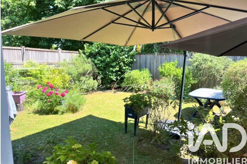 Maison - 99 m² - 6 pièces