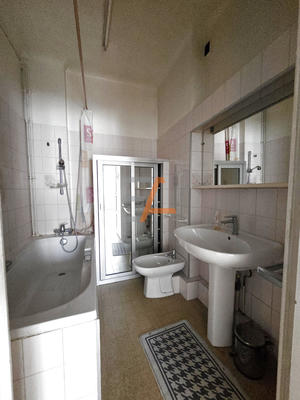 Appartement - 65 m² - 2 pièces