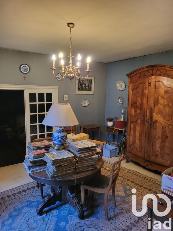 Maison - 230 m² - 9 pièces