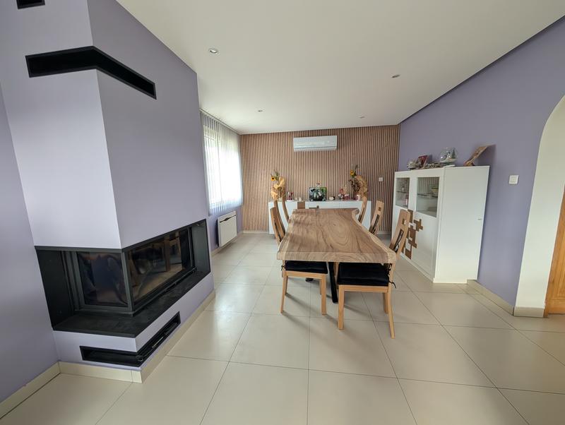 Maison - 165 m² - 7 pièces