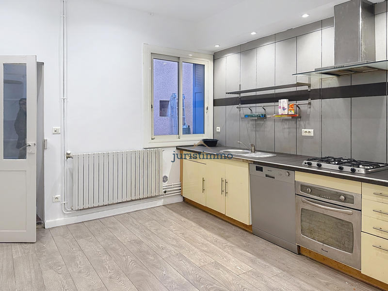 Maison - 88 m² - 5 pièces