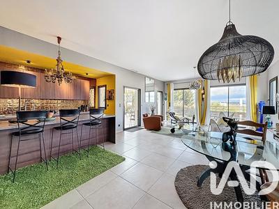 Maison - 130 m² - 4 pièces