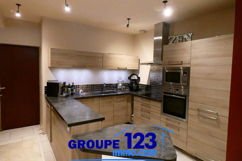 Appartement - 109 m² - 4 pièces