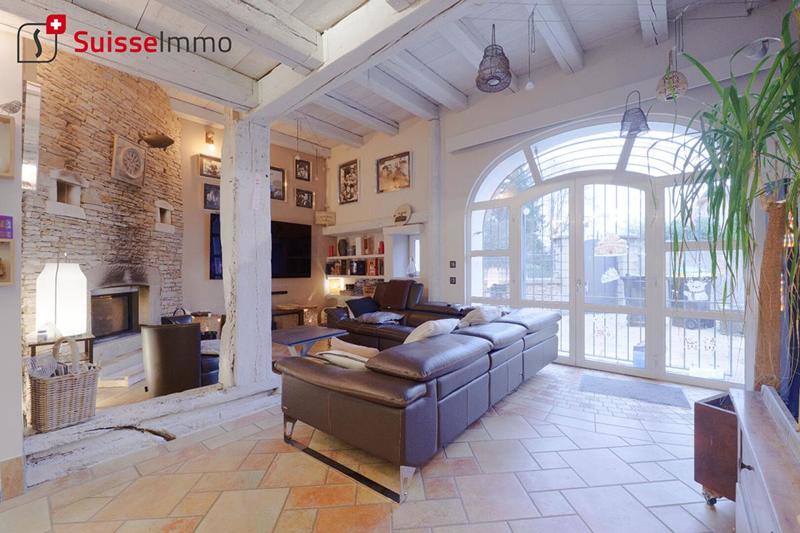 Maison - 295 m² - 10 pièces