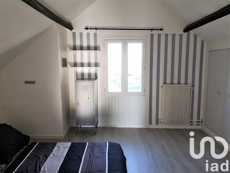 Maison - 210 m² - 9 pièces