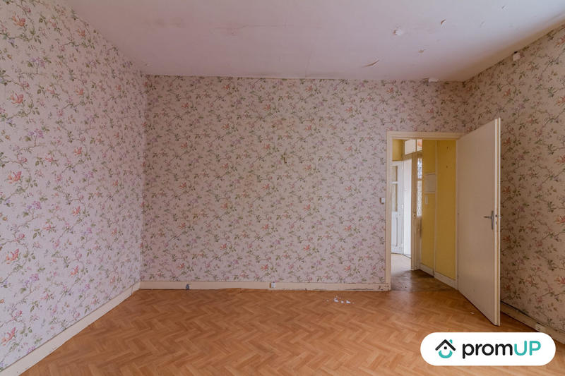 Maison ancienne - 216 m² - 7 pièces