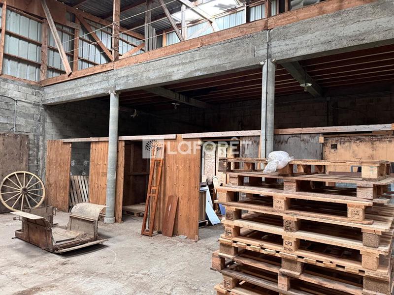 Local d'activité / Entrepôt - 2 497 m²