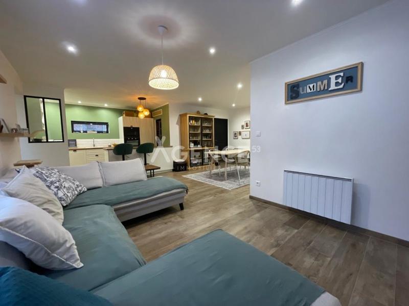 Maison - 98 m² - 5 pièces