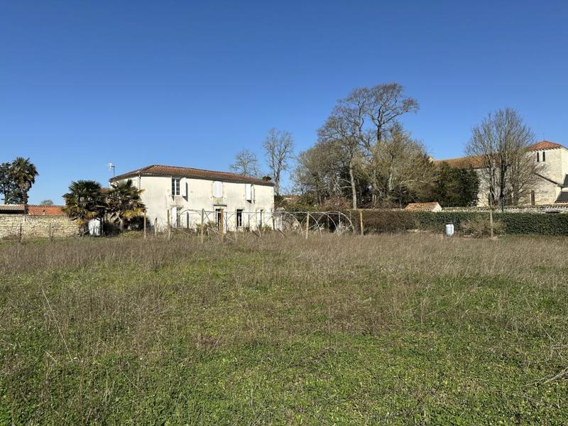 Maison - 213 m² - 9 pièces