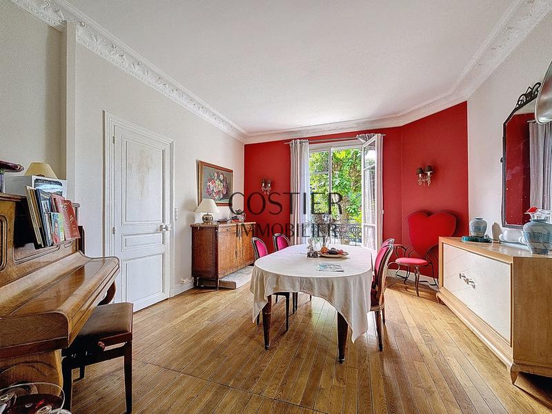 Maison ancienne - 195 m² - 8 pièces