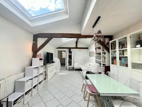 Maison - 83 m² - 6 pièces