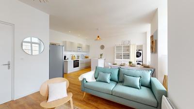 Appartement - 132 m² - 8 pièces