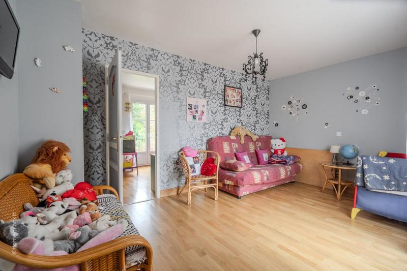 Maison - 181 m² - 8 pièces