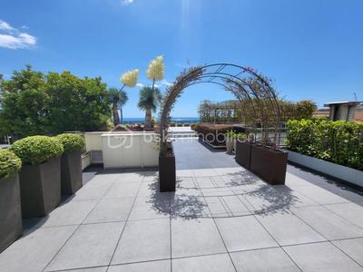 Penthouse - 344 m² - 7 pièces