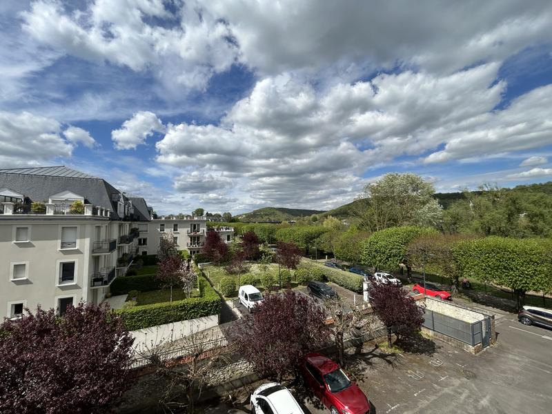 Appartement - 84 m² - 4 pièces