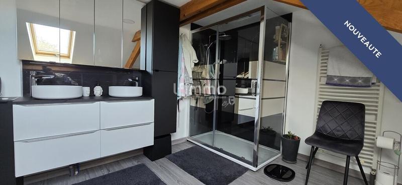 Maison - 232 m² - 6 pièces