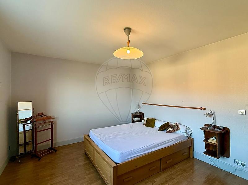 Maison - 96 m² - 4 pièces