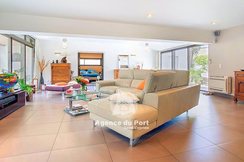 Villa - 200 m² - 6 pièces