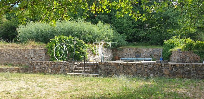 Maison - 161 m² - 6 pièces