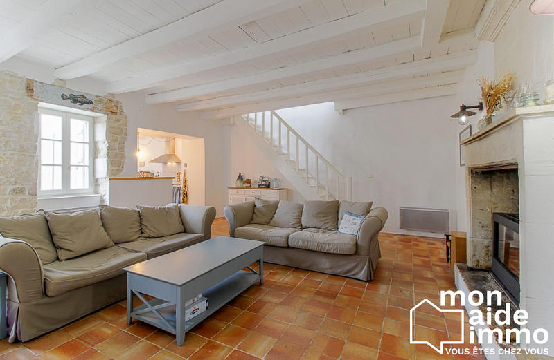 Maison traditionnelle - 139 m² - 6 pièces