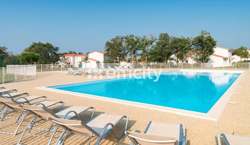 Maison jumelée - 56 m² - 4 pièces