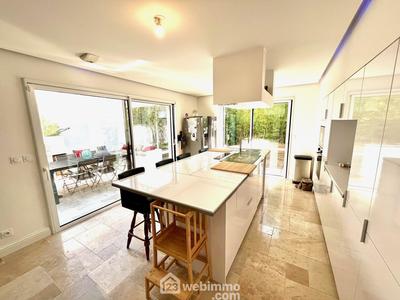 Maison - 130 m² - 6 pièces