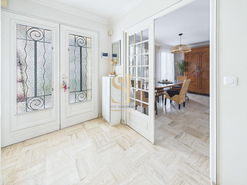 Maison - 140 m² - 7 pièces