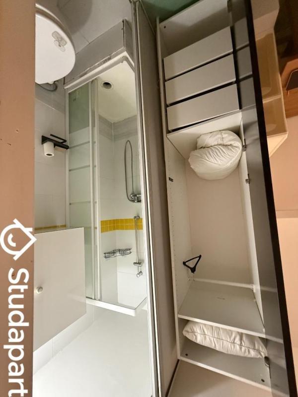 Chambre - 14 m² - 1 pièce