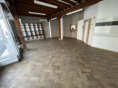 Local commercial - 65 m²