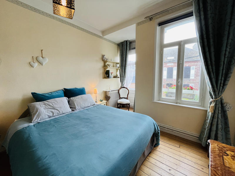 Maison - 202 m² - 10 pièces