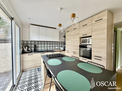 Maison - 85 m² - 5 pièces