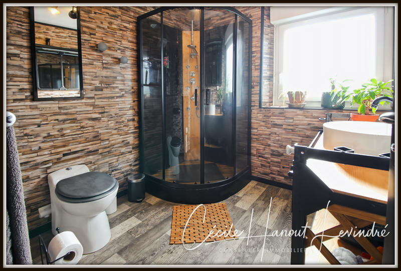 Maison - 100 m² - 6 pièces