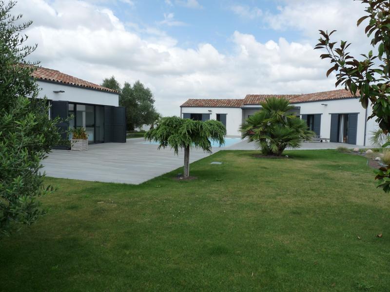 Villa - 165 m² - 6 pièces